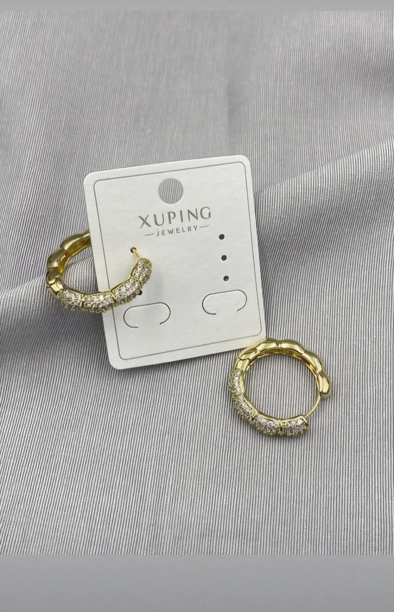 XUPING Küpe - Dalgalı Halka ve Taş Detaylı